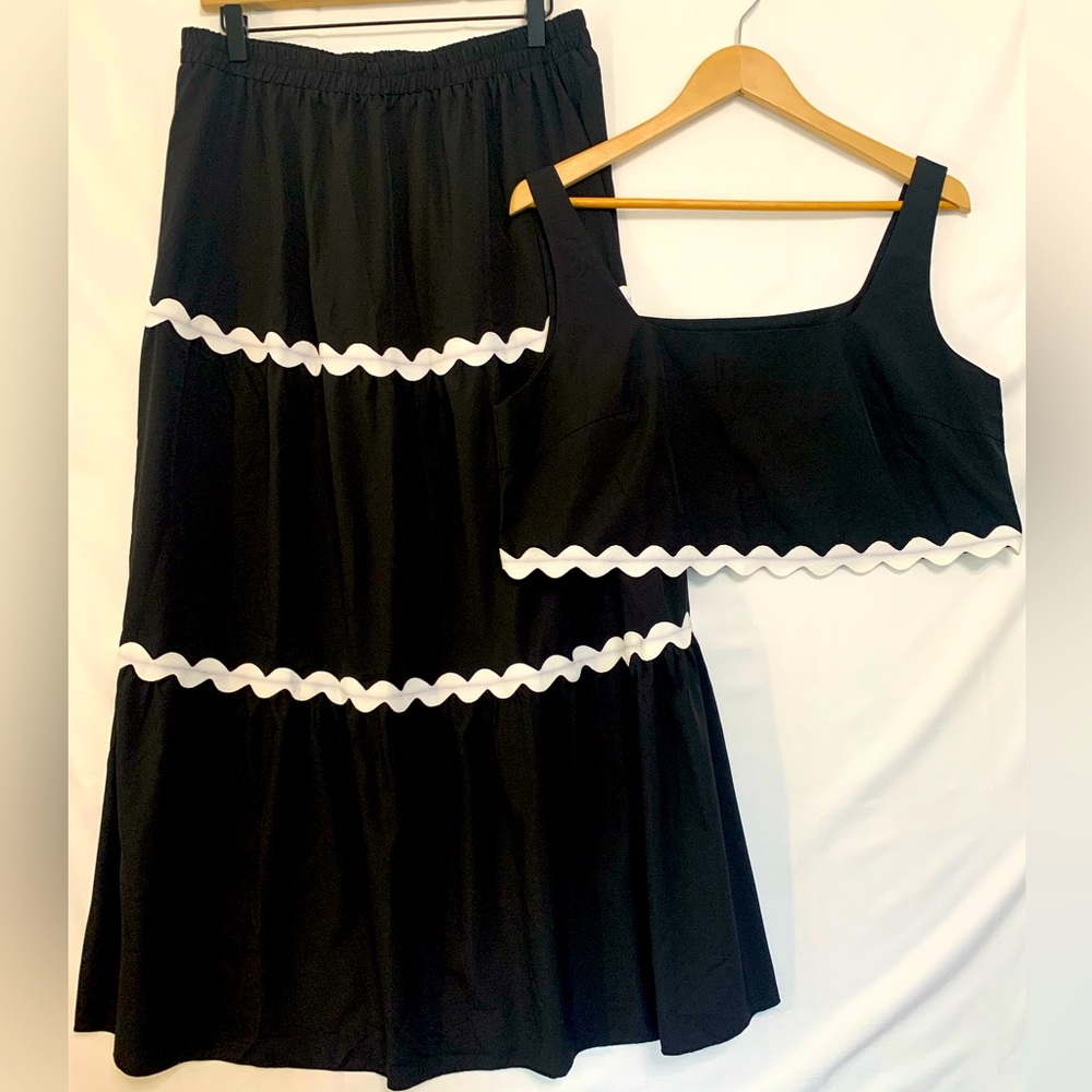 SHEIN Two Piece Skirt Set Black and White Size XL (12) NWOT